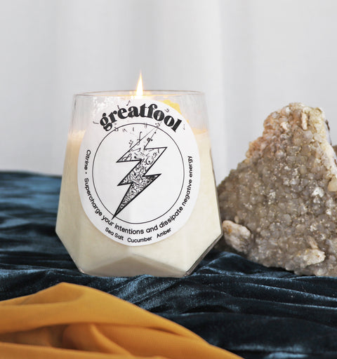 Citrine and the Queens - Crystal Candle