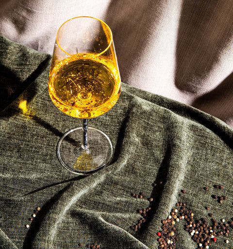 Alabaster Crystal-stemmed Wine Glasses (2 Piece)